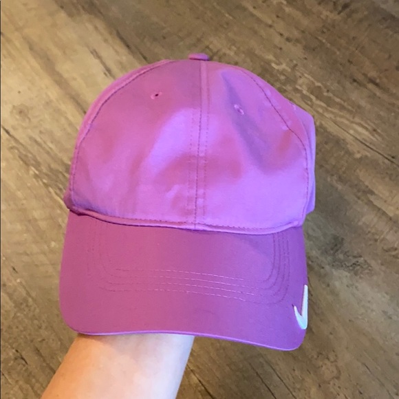 Nike golf hat